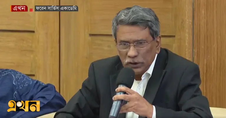 জাতীয় ঐকমত্য কমিশনের সহ-সভাপতি অধ্যাপক ড. আলী রীয়াজ